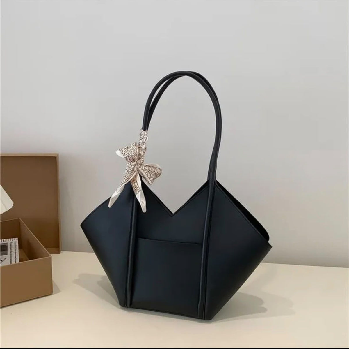 Black Geometric V-Cut Shoulder Tote Bag